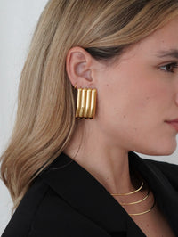 Ribbed Earrings